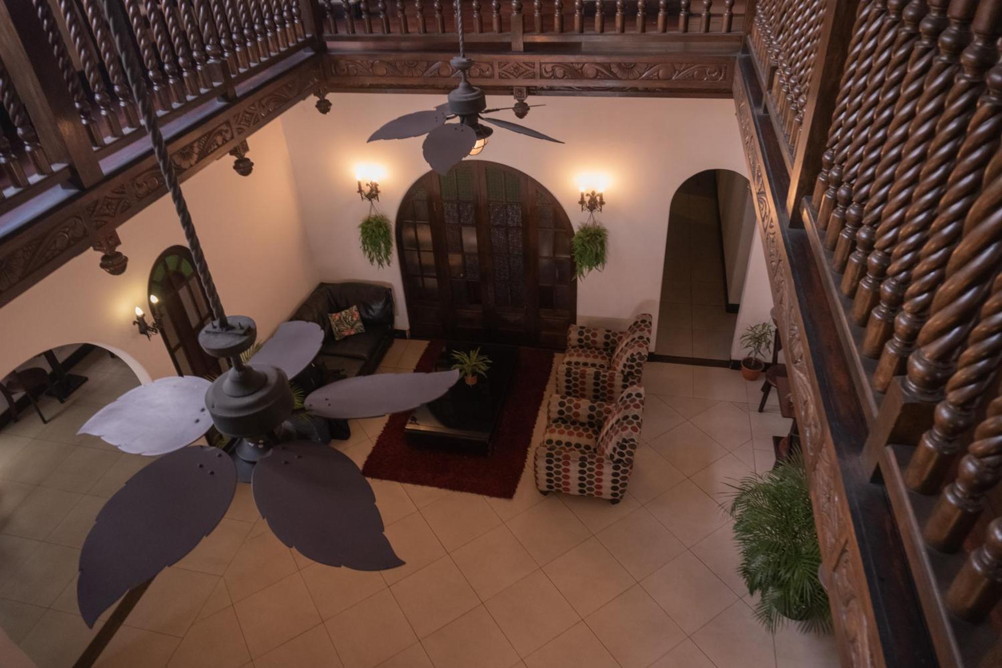 Hotel Casa Colon San Jose  Exterior photo